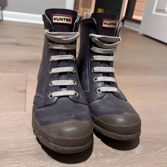 Hunter rain boots purple with laces (combat style) - Picture 1 of 9